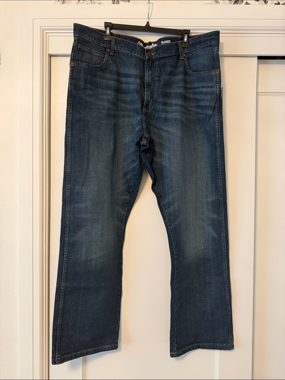 Men's Bootcut Jeans in Deep Indigo Blue - Relaxed Fit